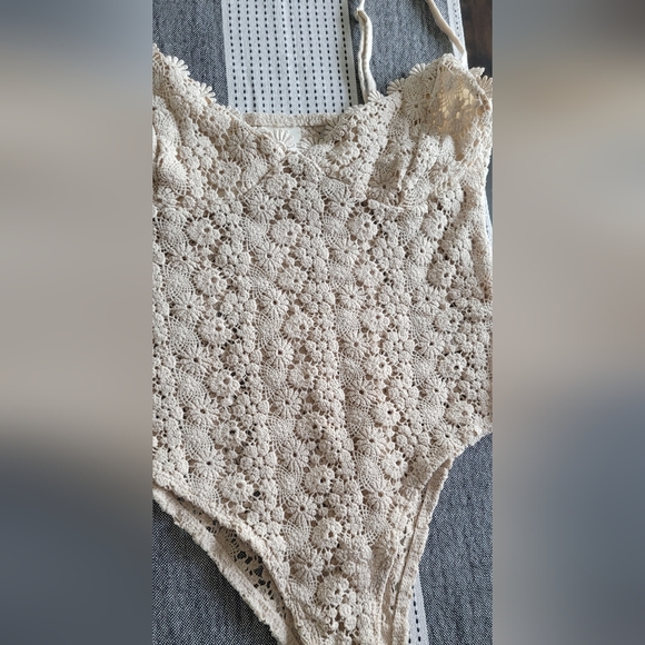 Bodysuit - Picture 2 of 4